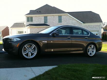 2011 BMW 535xi Internet.jpg